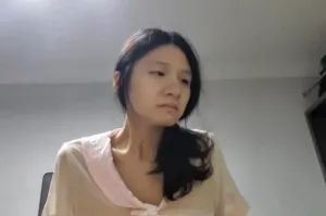 Nhỏ em xinh gái mới lớn bị thằng anh họ dở trò đồi bại